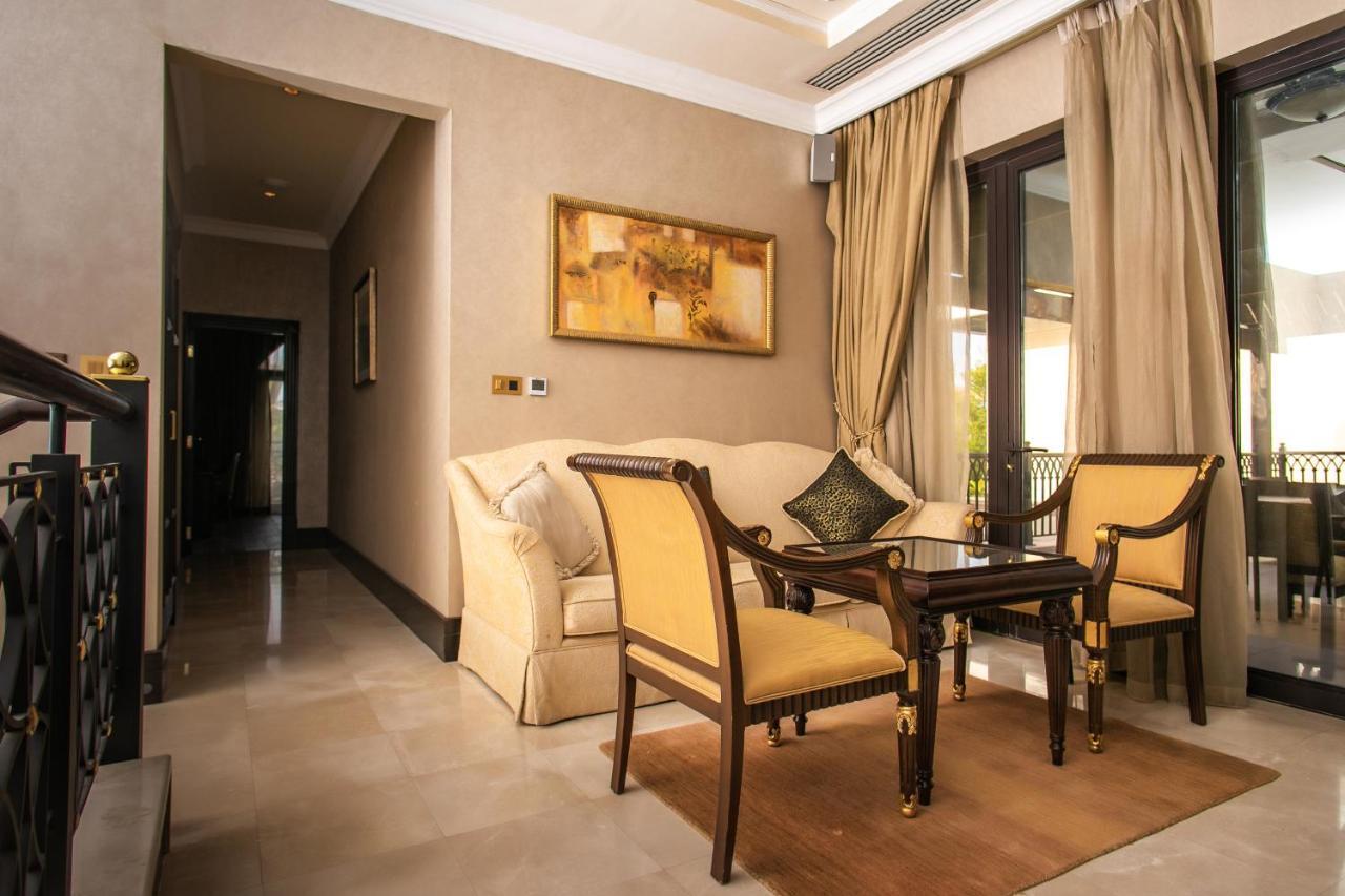 דובאי Zabeel Saray Royal Residences Lagoon Villa מראה חיצוני תמונה